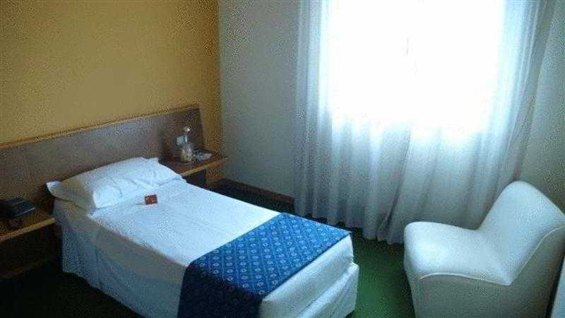 Hotel Le Calandre Rubano Esterno foto